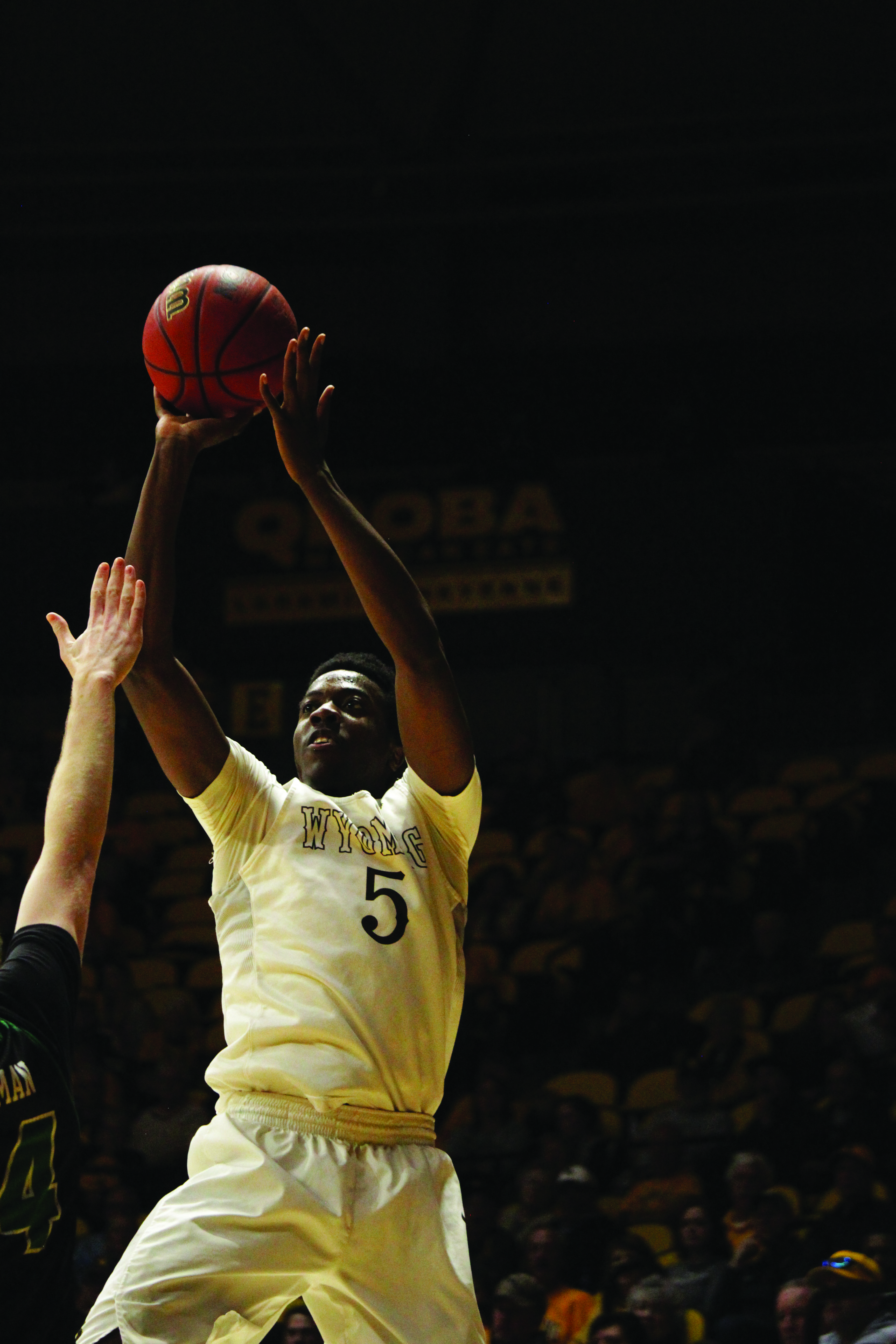 Redshirt Junior Alan Herndon Shoots A Jumpshot Photo Katy Grogan