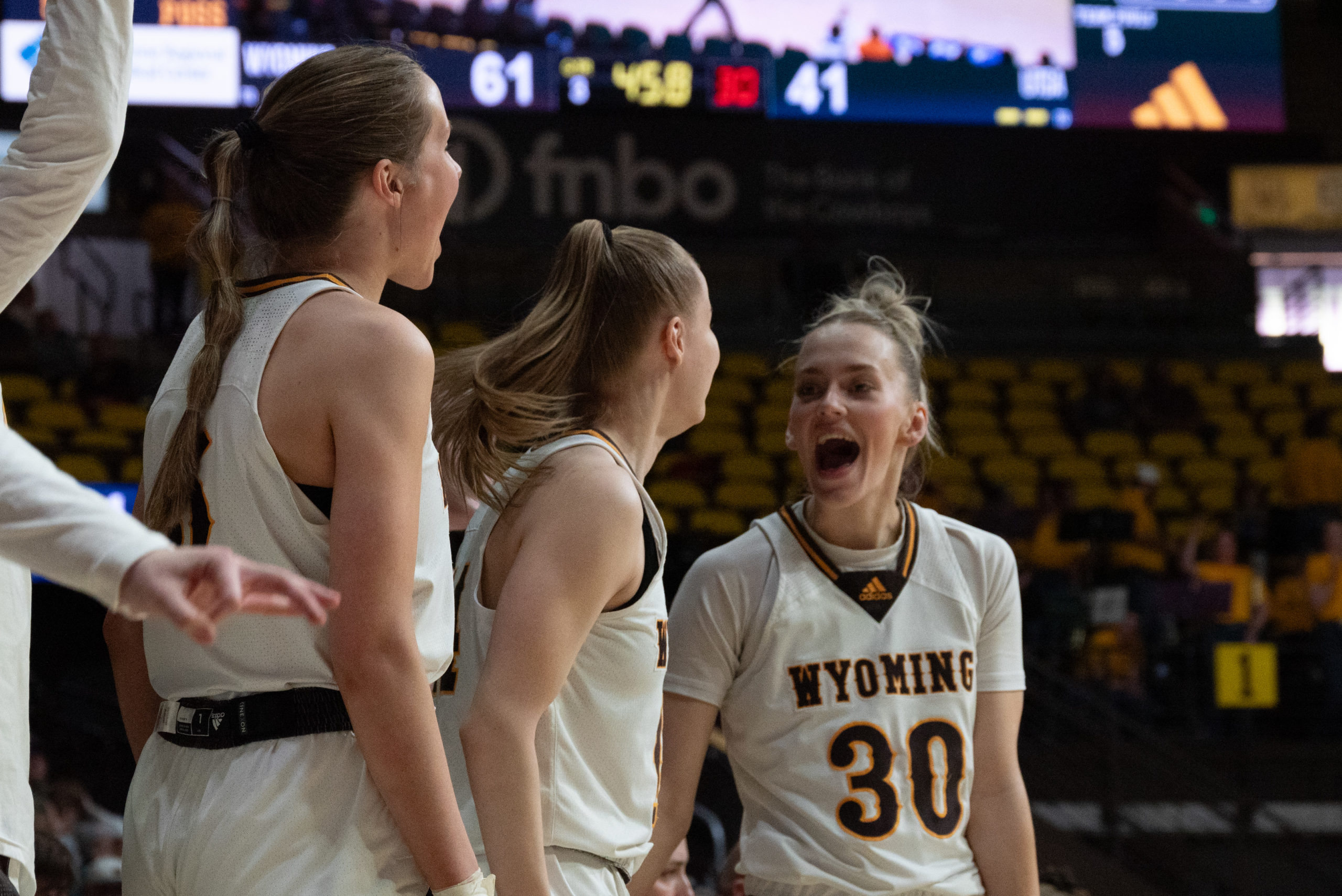 Cowgirls win big in Super 16 of WNIT, to host Minnesota next round